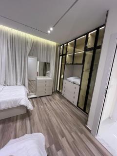 شقه فندقيه بأرقي حي بالدقي رقم 2 - 2