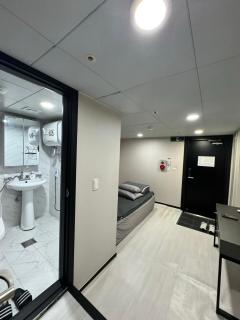Anbin Residence Yongho, Serviced Apartment near Gwangalli Beach - 1