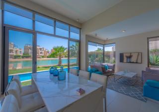 Airy & Bright 4BR Villa in Tawila, El Gouna, Private Pool & Lagoon Access - 1