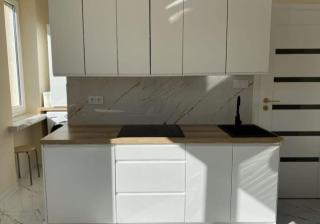 Nowe luksusowe Apartamenty MANUFAKTURA-Prywatny na wyłączność-Wanna-Zamykany ogrodzony Parking, Blok,Niskie pietro-cisza i spokój - 6