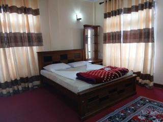 Villa Friendly Faces - 5