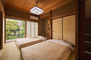 A private villa with beautiful MtFuji views, 8-minute walk to Fujisan St featuring 4 bedrooms - 5