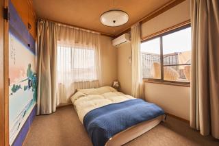 A private villa with beautiful MtFuji views, 8-minute walk to Fujisan St featuring 4 bedrooms - 3