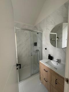 Amarilla Beach Apartment - 8