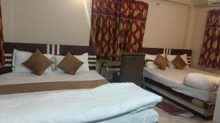 Hotel Raj - 5
