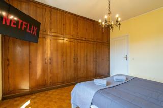 NEW OPENING! Vatican House Free Netflix - 4