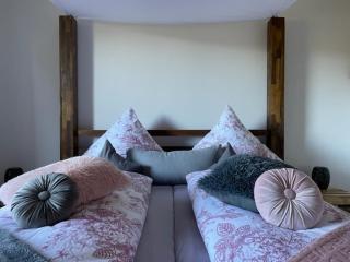 Sky bed and wood stove appartment - 3