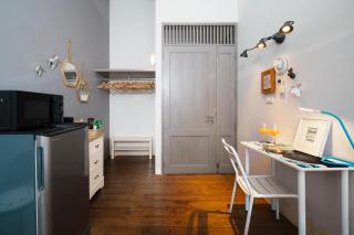 Non Inn Entire Historic 5 Bedroom Riverside Shophouse near ICONSIAM for Families and Groups - 2