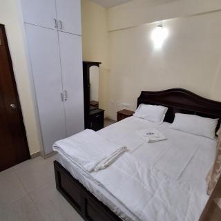 OXEMATE Service Apartment - 5