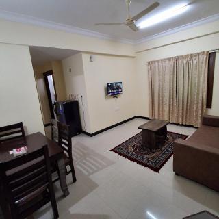 OXEMATE Service Apartment - 3