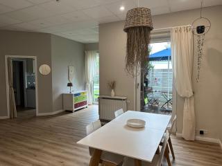 Urban Comfort Apartment - 4