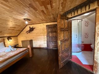 Обійми гір - 1