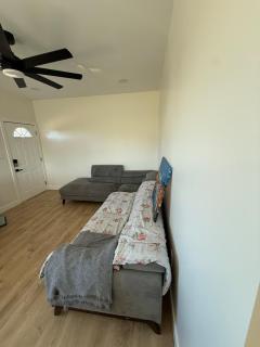 Renovated Best of Central Sac Neighborhood Unit B - 4