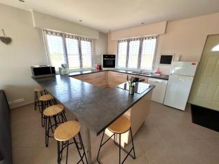 Jolie maison avec 4 chambres - 8