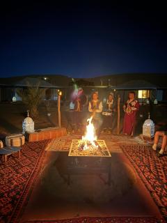 Young Luxury Camp Merzouga - 1