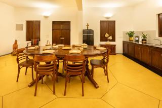 The Colonial Courtyard - 9