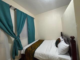 Albatina Place -  - 3