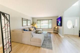 Stunning Home with Pool Very Spacious Upgrades - 7