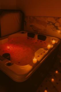 Evasion Romantique&Jacuzzi! - 6