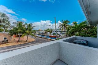 Intracoastal Retreat Heated Pool Walk to Beach - 2