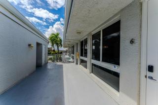 Intracoastal Retreat Heated Pool Walk to Beach - 1