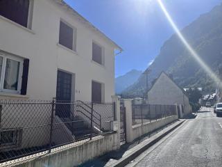 Charmant T2 à Cauterets avec vue montagne et parking - FR-1-812-143 - 1