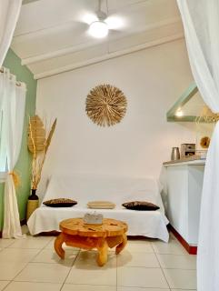 Gîtes Atemoya. Petit Bas Vent Fort Royal. - 2