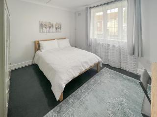 Riverside Cottage - 2