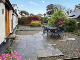 Courtyard Cottage - 9