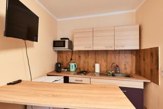 Silent Apartments in Historic Building w Free Parking - 5