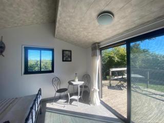 Chalet Olisios, priate accommodation in beautiful countryside location - 9