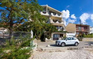 Studio Apartment In Kastel Kambelovac - 6