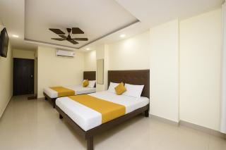 Sawraaz Hotel at Calangute North G0A - 7