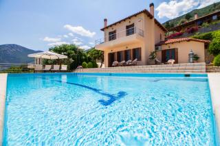 Villa Magnolia-Luxury Villa with Stunning Sea View - 9