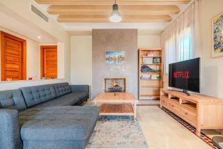 Dar Dmana Luxury Apt Pools, Tennis & Private Garden - 1