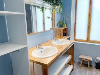 La Family House, spacieuse avec wifi, extérieur et parking - 1