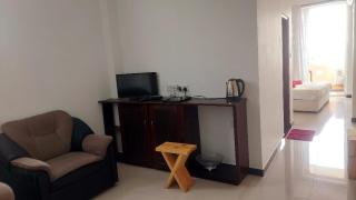 J Lee Beach Hotel - 3