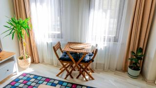 Air Conditioned - Great Location, 2min to Bazaar and Beach - 4