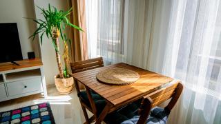 Air Conditioned - Great Location, 2min to Bazaar and Beach - 3