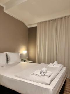 Colour Hotel - 7