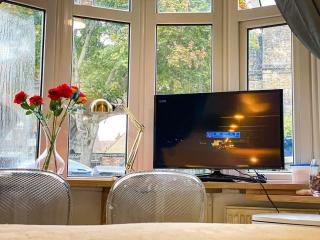 Cozy Affordable Studio in Brent - 6