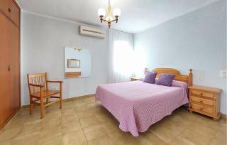2 Bedroom Stunning Home In Almazora - 5
