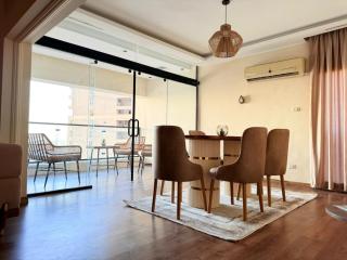 Lux Skyline 3BR Apt With Nile View Balcony - 7
