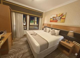 Golden Tulip Al Shakreen - 0