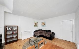 NO 4 at MANNERING, LARGE 1 BED NEAR SEFTON PARK - 6