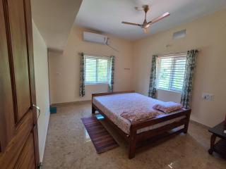 Satvik Life Homestay-Pure Veg,No Drinking & No Smoking - 1