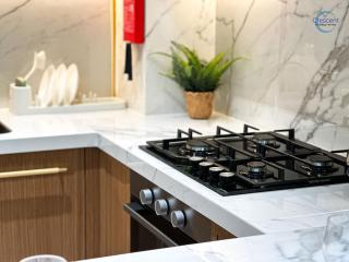 Modern Retreat at Azizi Azure, Meydan - 6
