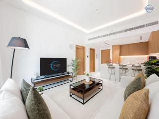 Modern Retreat at Azizi Azure, Meydan - 1