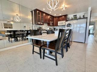 Penthouse Shores 303 - 7