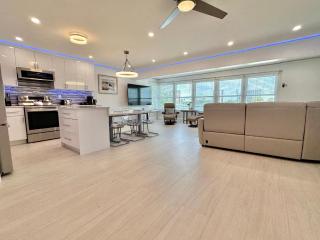 Penthouse Shores 309 - 0